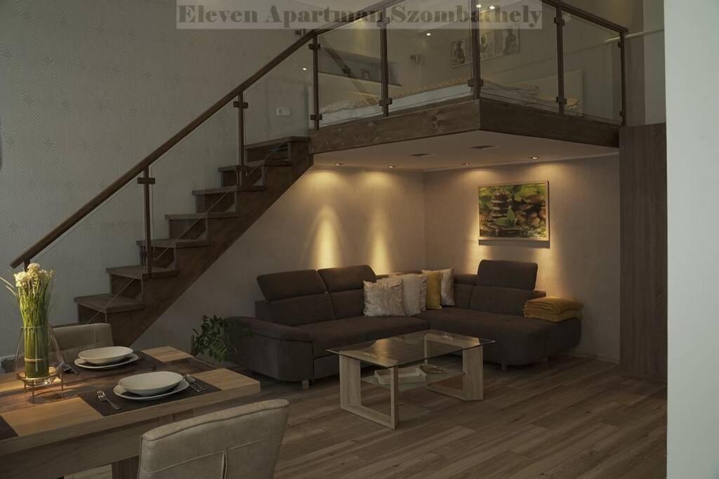 Appartamento Eleven Apartman Szombathely Esterno foto